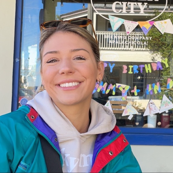 Profile Picture of Mackennah Tarmey (@mmtarmey) on Poshmark