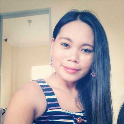 Profile Picture of Emily B.raper (@melayz) on Twitter