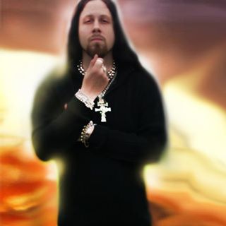 Profile Picture of Joseph Mckenzie (@creepyface) on Facebook