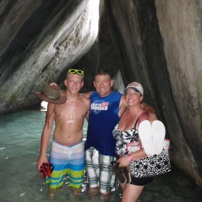 Profile Picture of Linda Wilkerson (@wilkemom) on Twitter