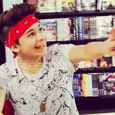 Profile Picture of Leo (@LeoReynoldsMH) on Twitter