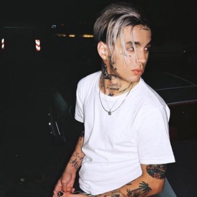 Profile Picture of Valentín Emilio Escobar Gaviria (@ValentnEmilioE1) on Twitter