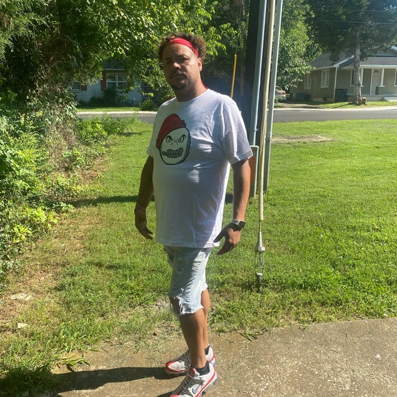 Profile Picture of Jeff Ladd (@jdladd) on Poshmark