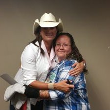 Profile Picture of Stacey D'Angelo (@team_Dangelo) on Twitter