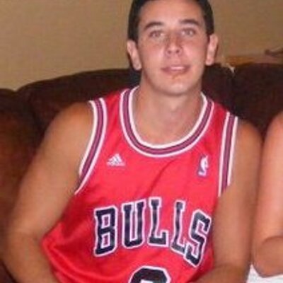 Profile Picture of David J Condello (@ChicagoFan102) on Twitter