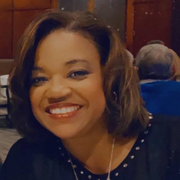 Profile Picture of Melanie Blackwell robinson (@ambcamibrani) on Poshmark