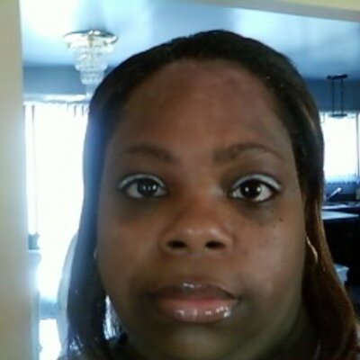Profile Picture of Bobbie Perry (@ladybperry) on Twitter