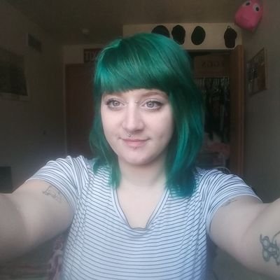 Profile Picture of Julia Reinhart (@JuliaReinhart7) on Twitter