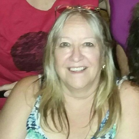 Profile Picture of Robin Mackenzie (@robinmackenz392) on Poshmark