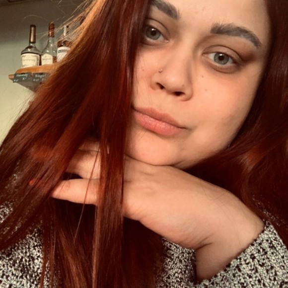 Profile Picture of Annika wong Annika wong (@annikawong952) on Poshmark