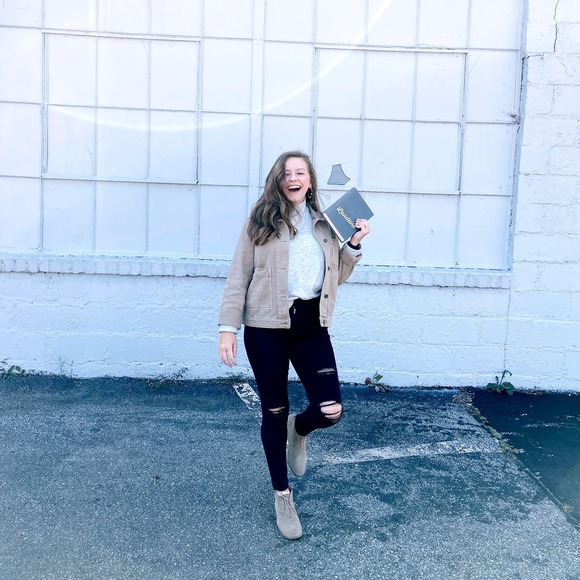Profile Picture of Kate Hejduk (@katehejduk) on Poshmark