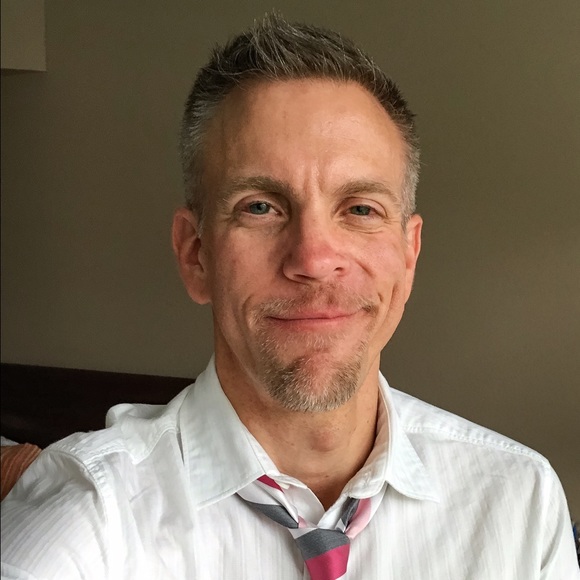 Profile Picture of Michael Zinkovitch (@mikezink19) on Poshmark