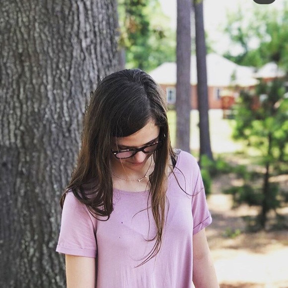 Profile Picture of Alexa Pearson (@apmaryy) on Poshmark