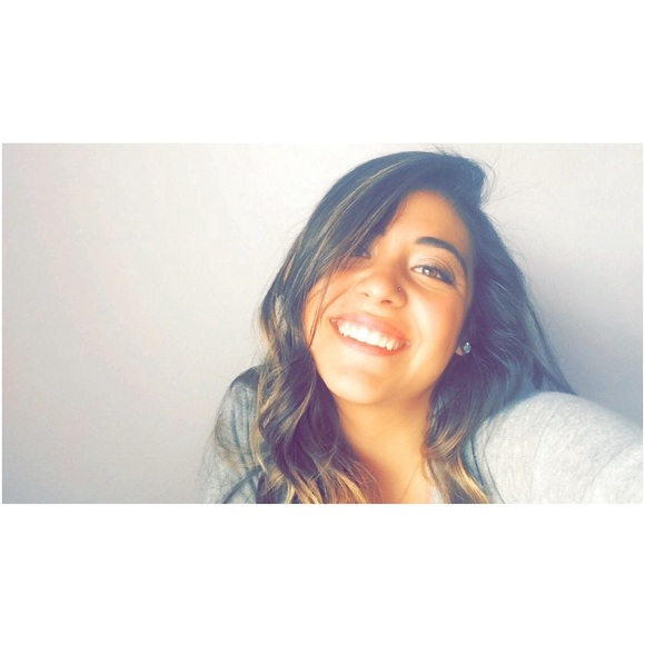 Profile Picture of Brianna Jowers (@briannaj8) on Poshmark