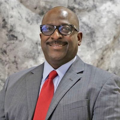 Profile Picture of Robert Humphrey (@Tucson_safeTman) on Twitter