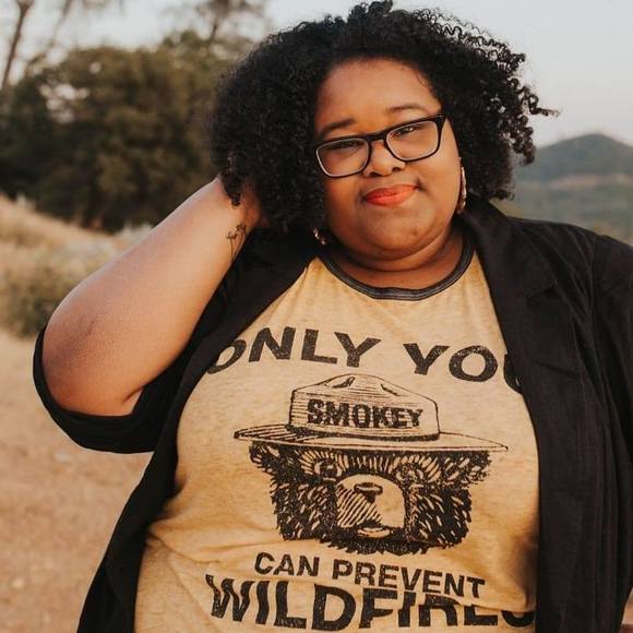 Profile Picture of Alphia Morin (@alph87) on Poshmark