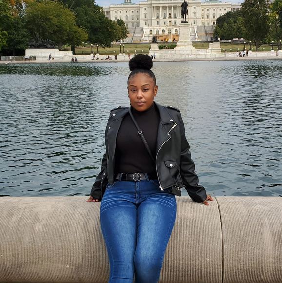 Profile Picture of Martina Bonner (@martinabonner) on Poshmark