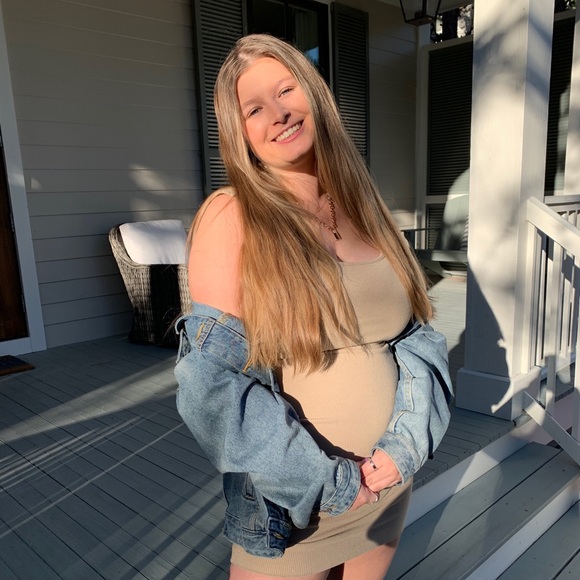 Emily Pedoto - Poshmark Profile Picture of Emily Pedoto (@emilypedoto5) on Poshmark