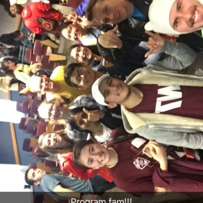 Profile Picture of Zach Lee (@zlee0131) on Twitter