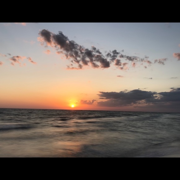 Profile Picture of Joe Elkins (@he15man) on Poshmark