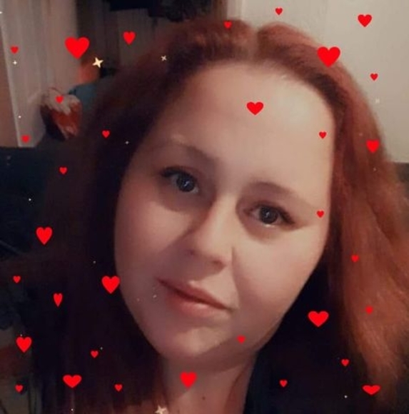 Profile Picture of Haley Louise (@haleylouise23) on Poshmark