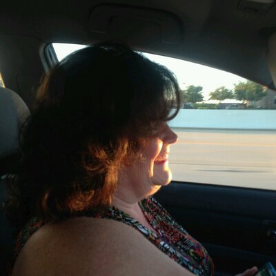 Profile Picture of Melanie Abrams (@AbramsMelanie) on Twitter