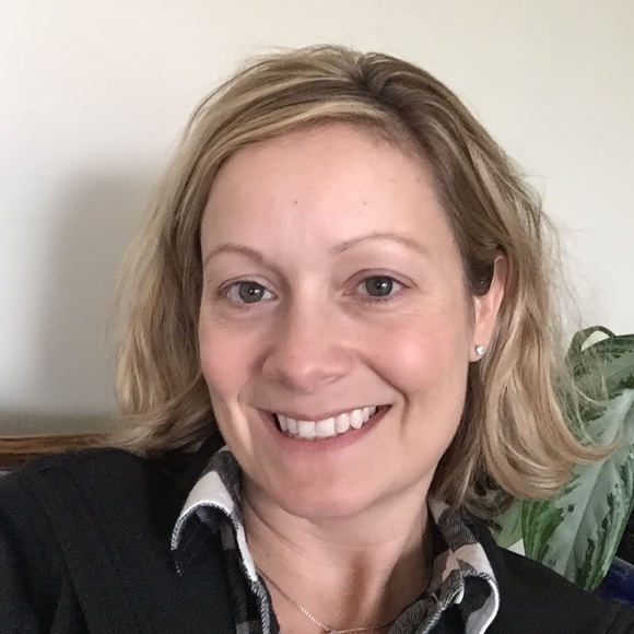 Sarah Bilkey - Poshmark Profile Picture of Sarah Bilkey (@bilkeys) on Poshmark