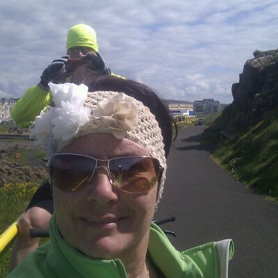 Profile Picture of Mandy Trew (@mandmoo68) on Twitter