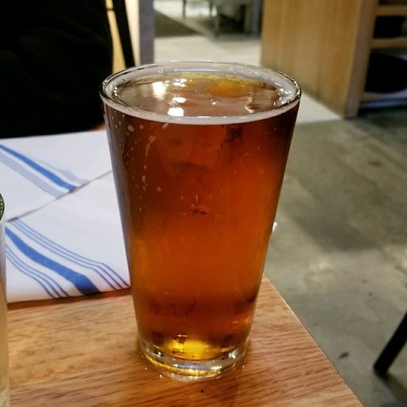 Profile Picture of Diana Humecky (@dust0426) on Poshmark