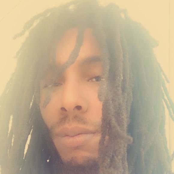 Profile Picture of Pookie Burrow (@hlscope) on Poshmark