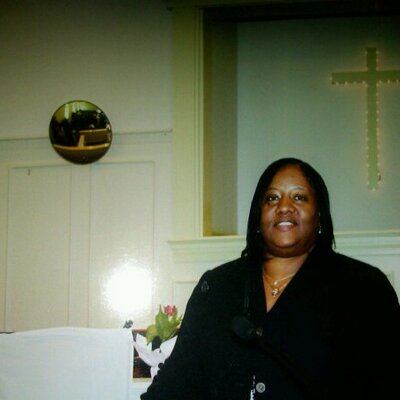 Profile Picture of Rev. Darlene Ward (@WardRev) on Twitter