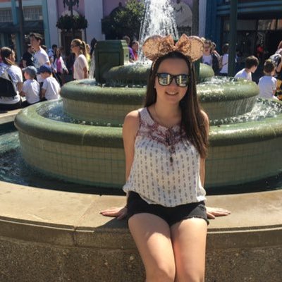 Profile Picture of Amanda Olivio (@amanda22099) on Twitter