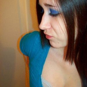 Profile Picture of Alicia Savage (@lisheebear) on Myspace