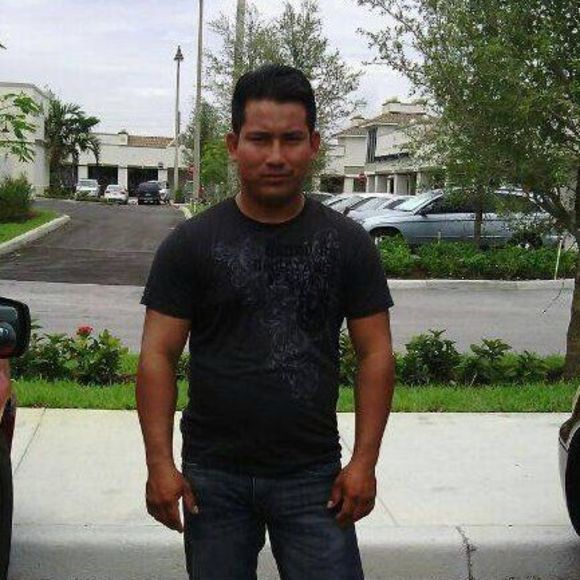 Profile Picture of Javier Marroquin (@fcomarroquin87) on Poshmark