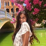 Profile Picture of Sam Rodriguez 🌹 (@sammlucia) on Instagram