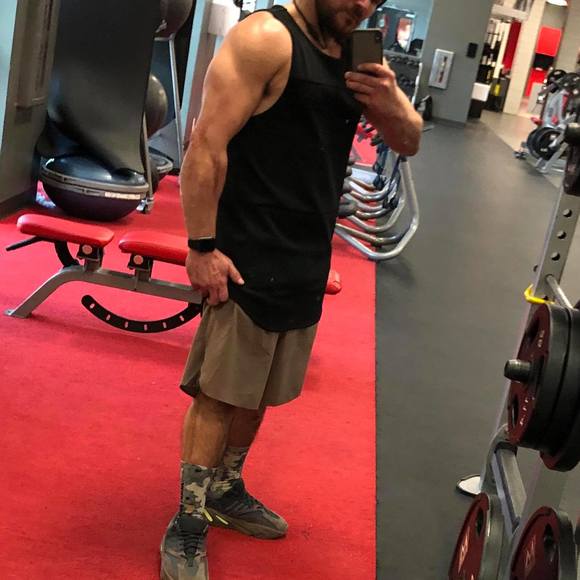 Profile Picture of Scott Helton (@asapscotty83) on Poshmark
