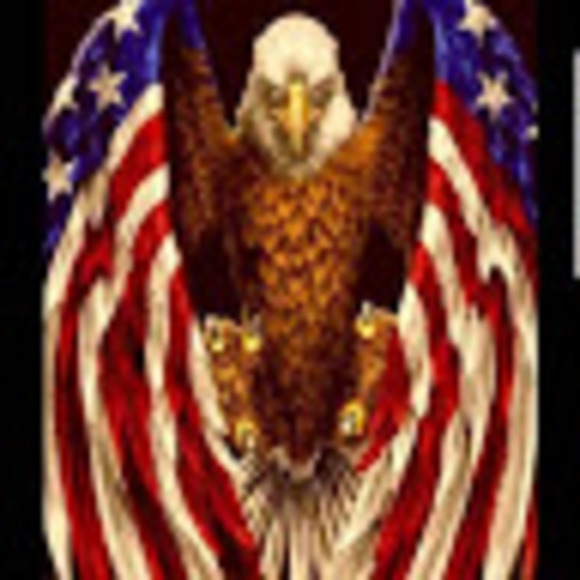 Profile Picture of Murphy_ Pacot (@murphy_pacot) on Poshmark