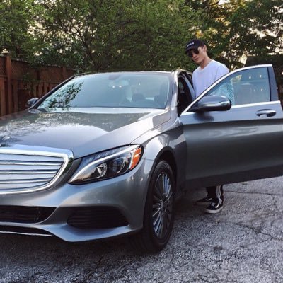 Profile Picture of Champagne Dylan (@champagnedylann) on Twitter