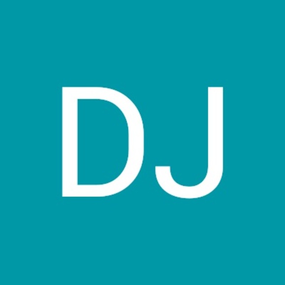 Profile Picture of Dj Ulbert (@rulbert) on Poshmark
