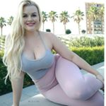 Profile Picture of Stefanie Swanson (@stephennkum53) on Instagram