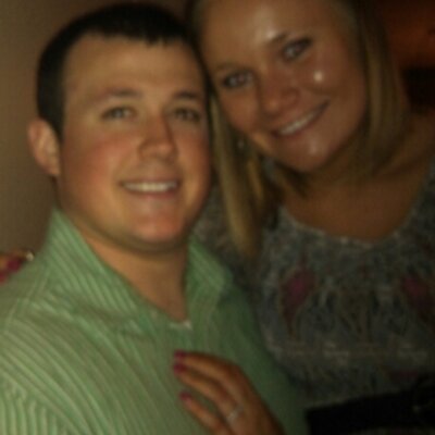 Profile Picture of Dustin Burkett (@dburkett25) on Twitter