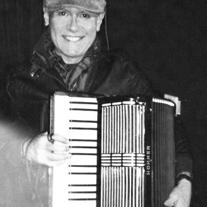 Profile Picture of Robert Varnadore (@robertvarnadore) on Myspace