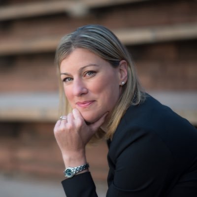 Profile Picture of Lora Freeman (@hilorafreeman) on Twitter