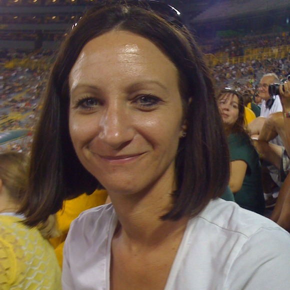 Profile Picture of Carrie Schmidt (@schmidt03) on Poshmark