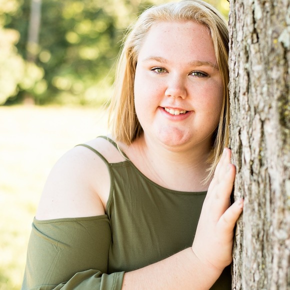 Profile Picture of Alyssa Verkamp (@verkampa) on Poshmark