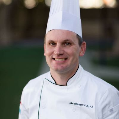 Profile Picture of John DiGiovanni (@chefdigiovanni) on Twitter