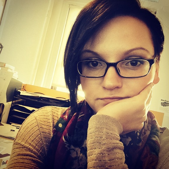 Profile Picture of Iga Wyrzykowski (@igawyrz) on Poshmark