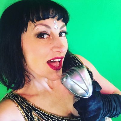 Profile Picture of Jacqueline Van Bierk (@PinkStarMusic) on Twitter