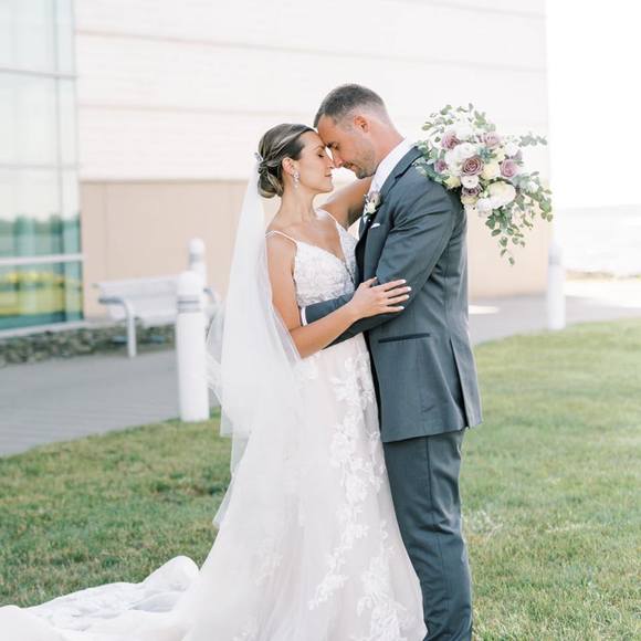 Haley Englert - Poshmark Profile Picture of Haley Englert (@englerth) on Poshmark