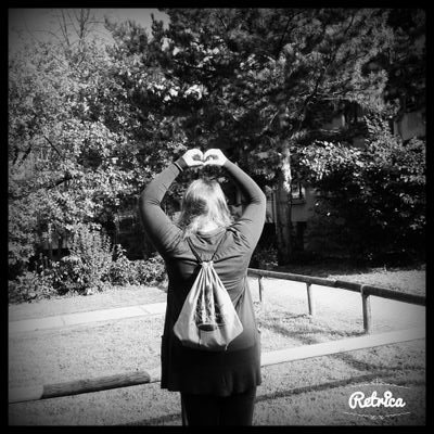 Profile Picture of Vivian Wagner (@vivian_wa) on Twitter